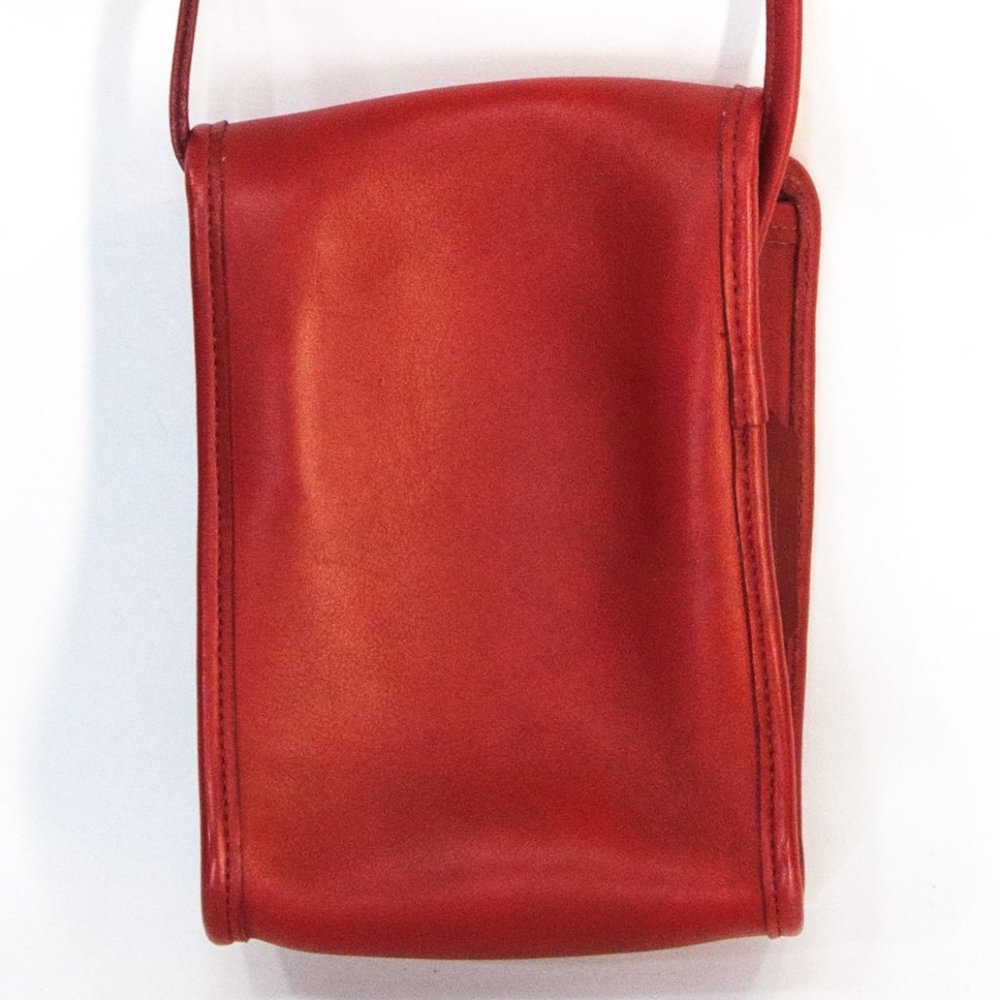Coach Vintage Red Scooter Swing Pack  (L5D 9893) - Picture 3 of 10